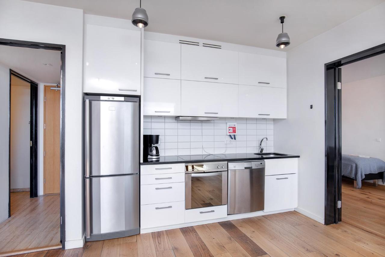 Penthouse Apartment On The Main Shopping Street Reykjavik Exterior photo